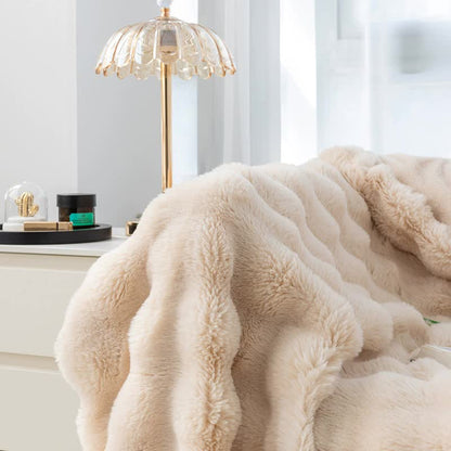 Dark Brown 100*160cm Plush Toscana Throw Blanket - Soft Flannel Fleece for All Seasons, Perfect for Couch & Bed
