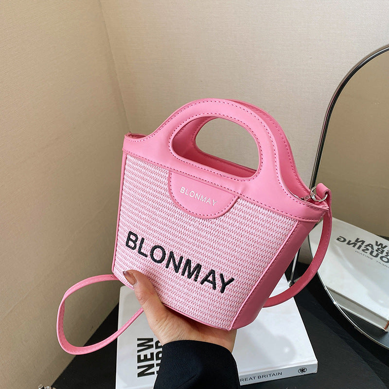 Small and lightweight Pink BLONMAY bucket bag, perfect for everyday use