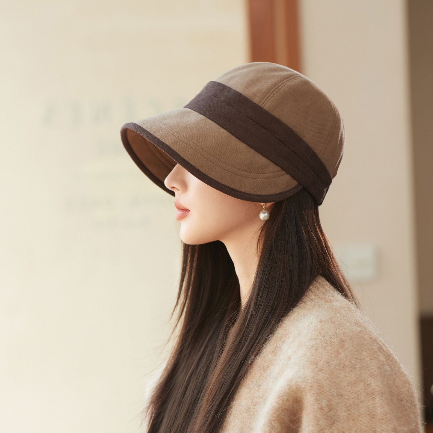 Brown Elegant Warm Bucket Hat - Minimalist Color Block Design, Face-Slimming Style for Autumn & Winter