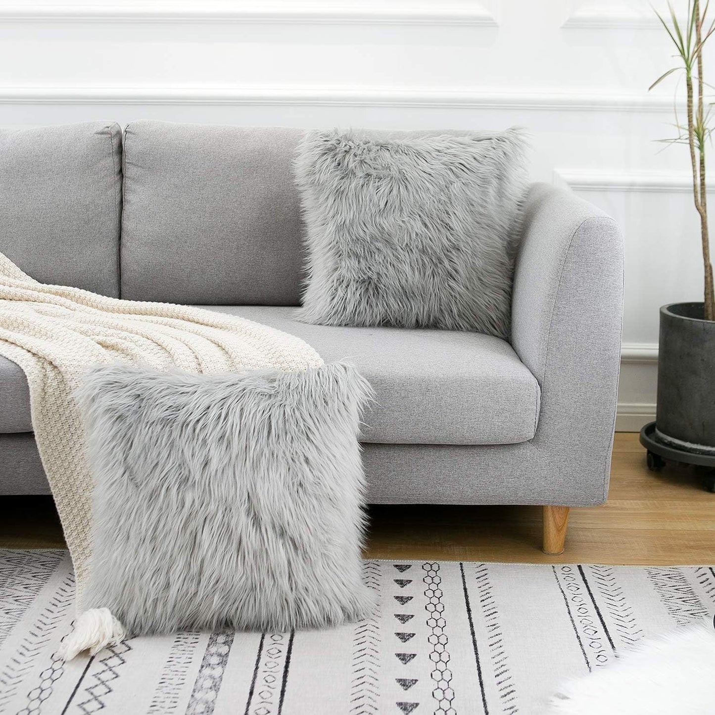 Grey Luxurious Long Faux Fur Cushion Covers - Set of 2, 45x45cm Soft Plush Decorative Pillowcases for Sofa & Bed