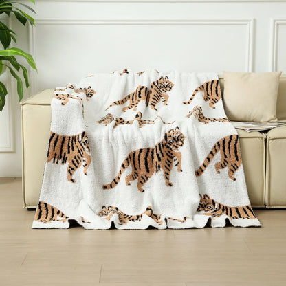 Tiger Pattern Knitted Sofa Blanket with Plush Side, 130 x 160 cm, 950g, Ideal for Napping and Office Use
