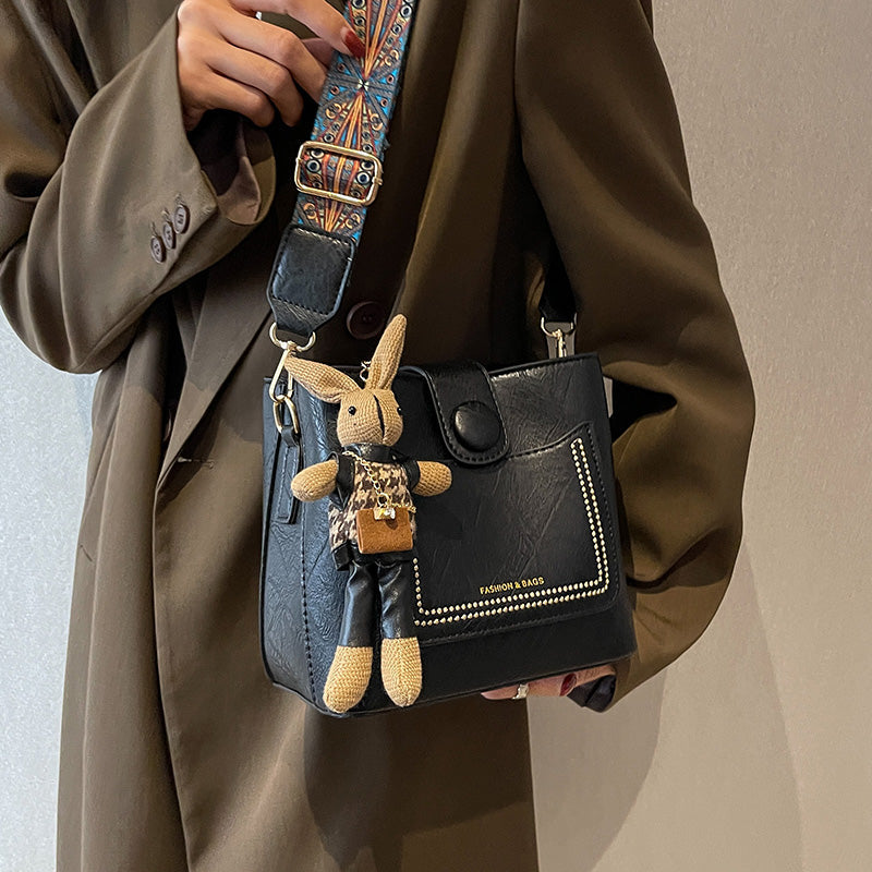 Vintage Style PU Leather Bucket Bag with Wide Patterned Strap & Optional Bunny Charm(caramel)