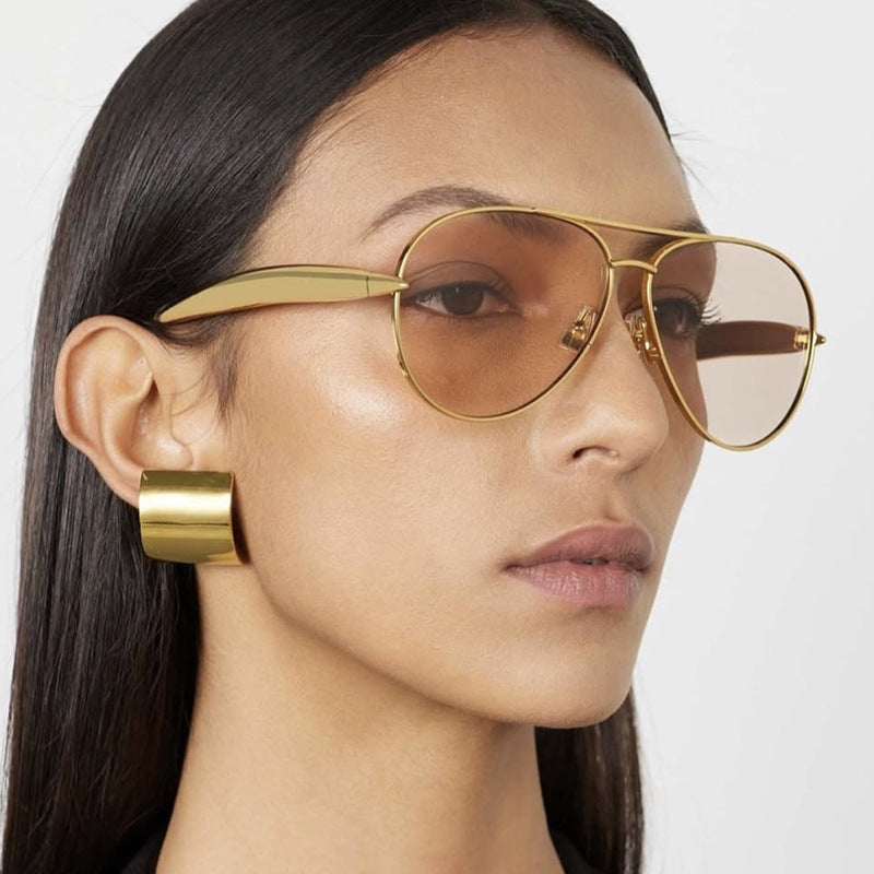 Style C4 Gold Frame Brown Lenses Chic Oversized Aviator Sunglasses - Retro Metal Frame with UV400 Protection for Women