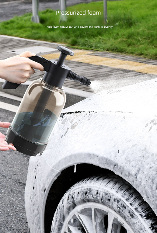 Black 2L Handheld Car Wash Foam Sprayer Pump Action Pressure Cannon with 2 Nozzles for Auto Detailing and Garden Watering Heavy Duty 55 Degree Fan Spray