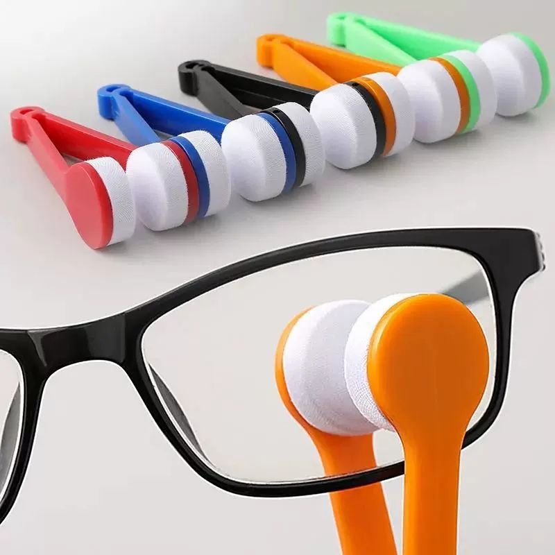 10 Pcs Color mixing Portable Eyeglass Cleaning Clip - Dual-Sided Microfiber Tongs for Safe, Streak-Free Lens Care