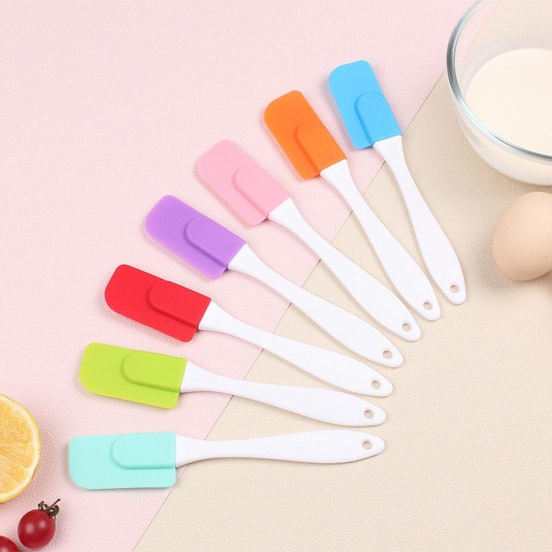 7 Pcs Colorful Detachable Silicone Spatula - Food Grade Heat Resistant Baking Scraper for Cream, Jam & Batter - Easy Clean Kitchen Tool for Home Bakers & Cooking Enthusiasts