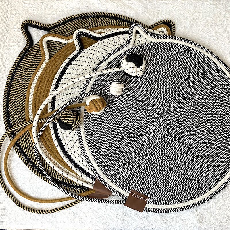 Beige Durable Cat Scratching Mat with Attached Toy Ball - Washable and Multi-Functional, Ideal for Cats' Scratching and Sleeping - 50cm Diameter