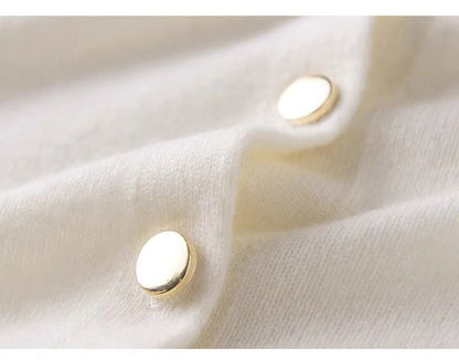 White Women's Winter Shawl Wrap - 140 x 56 cm Polyester Two Way Knitted Cape Scarf, Warm Lightweight Layer for Everyday Outfits, Work and Travel