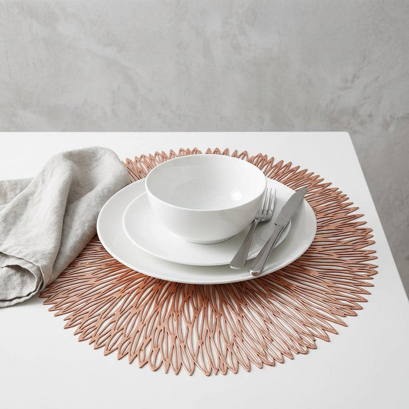 Silver Set of 3 Nordic-Style Round Table Mats â€“ Heat-Resistant, Non-Slip PVC Placemats for Home Use, Creative Dish Pads, 38cm Diameter, Ideal for Dining Tables and Decor
