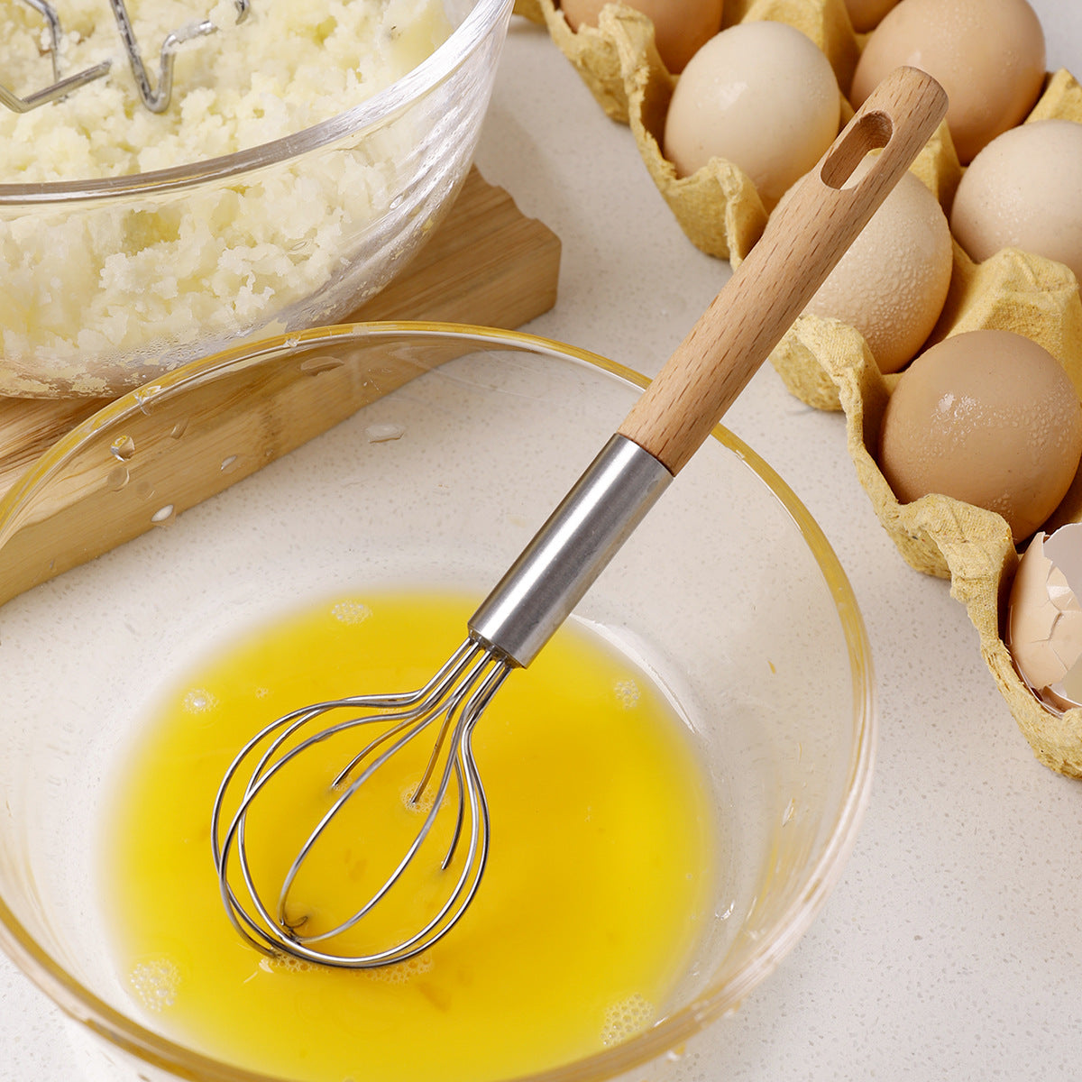 2-Piece Kitchen Tool Set: Mini Whisk + Star-Shaped Potato Masher â€“ Compact for Egg Beating & Mashing