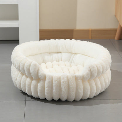 White Plush Round Pet Bed with Removable Cushion M Size, Thickened Warm Dog and Cat Nest for Small to Medium Pets, Cozy and Soft Sleeping Space for Home Use(Cut-out version)