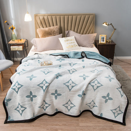 Green Lucky Four-Leaf Clover 100x150CM Premium Double-Sided Print Flannel Blanket - Soft All-Season Air Conditioning Throw for Office Nap & Travel