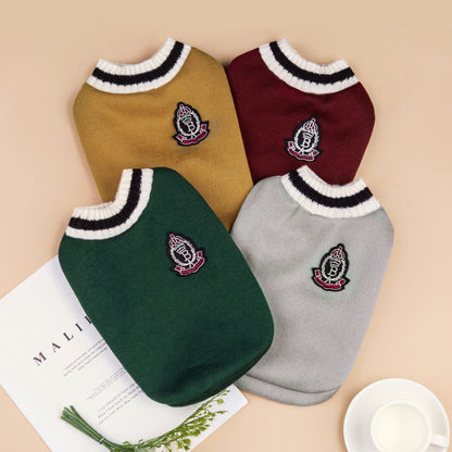 4-Pack L Size Preppy Style V-Neck Knitted Cotton Pet Sweater - Hair-Resistant & Breathable, Classic Fleece-Lined Pullover for Cats and Dogs(Green + Red + Khaki + Grey)