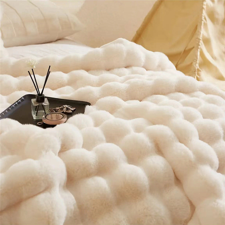 White Luxury Tuscany Fleece Rabbit Fur Bubble Blanket (140 x 200 CM) - Double-Sided Thickened Soft Plush Bedding & Sofa Throw