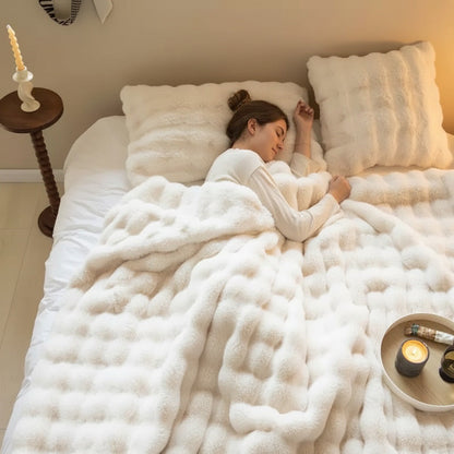 White Luxury Tuscany Fleece Rabbit Fur Bubble Blanket (180 x 200 CM) - Double-Sided Thickened Soft Plush Bedding & Large Bed Blanket