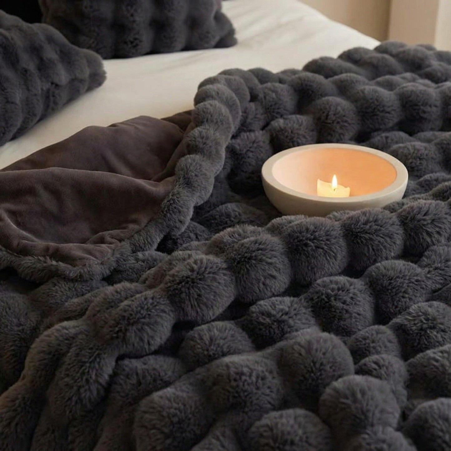 Black Grey Luxury Tuscany Fleece Rabbit Fur Bubble Blanket (200 x 230 CM) - Double-Sided Thickened Soft Plush Bedding & Extra Large Bed Blanket