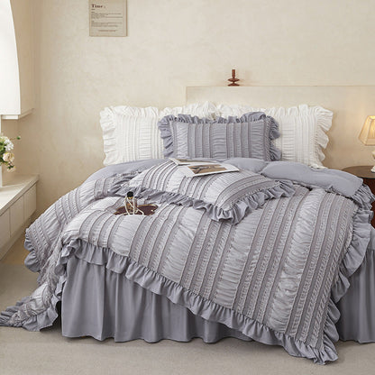 White Elegant Ruffle Seersucker Duvet Cover with 2PCS Pillow Shams - 3-Piece Vertical Stripe Clipped Floral Textured Bedding (Twin Size 168 x 229 CM)