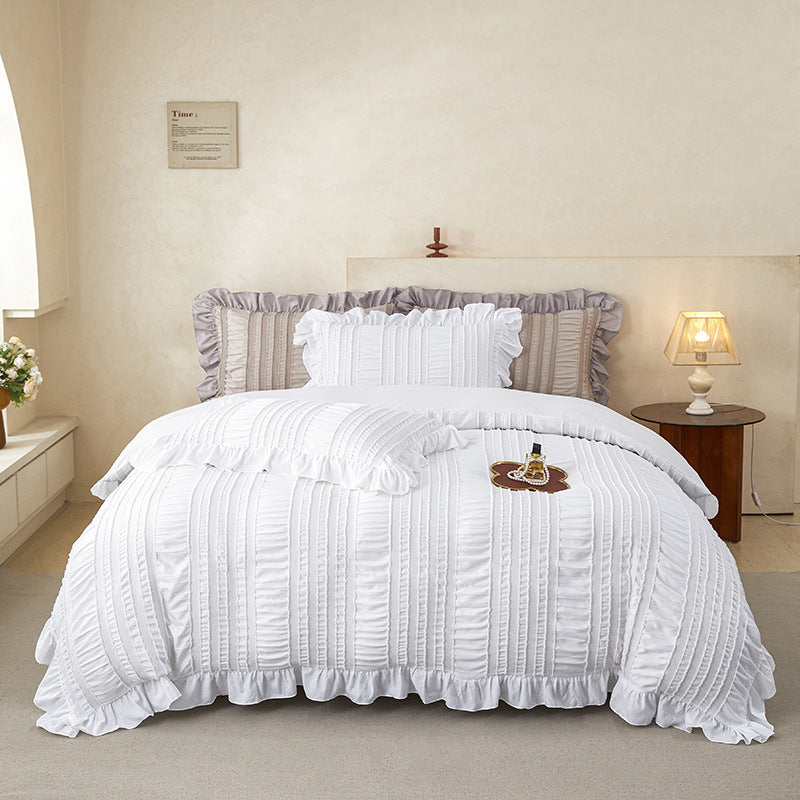 White Elegant Ruffle Seersucker Duvet Cover with 2PCS Pillow Shams - 3-Piece Vertical Stripe Clipped Floral Textured Bedding (Full Size 200 x 229 CM)