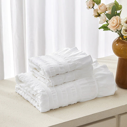 White Elegant Ruffle Seersucker Duvet Cover with 2PCS Pillow Shams - 3-Piece Vertical Stripe Clipped Floral Textured Bedding (Full Size 200 x 229 CM)