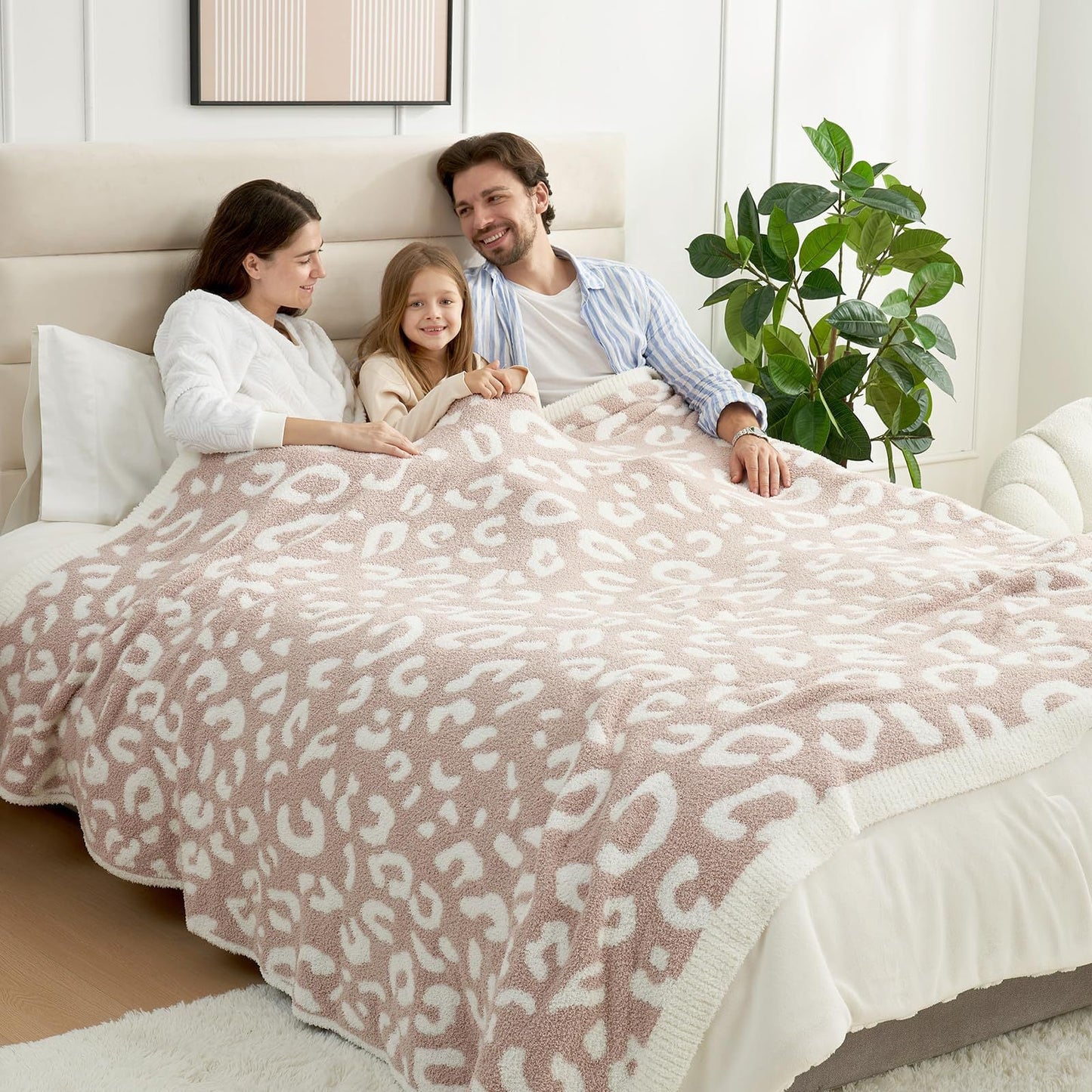 Leopard Print Checkerboard Flannel Throw Blanket(Medium 130 x 150 CM) - Anti-Pilling Trendy Soft Plush Blanket for Bed, Sofa & Travel