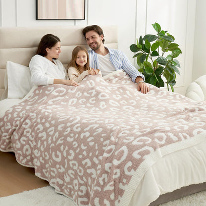 Leopard Print Checkerboard Flannel Throw Blanket(Medium 130 x 150 CM) - Anti-Pilling Trendy Soft Plush Blanket for Bed, Sofa & Travel