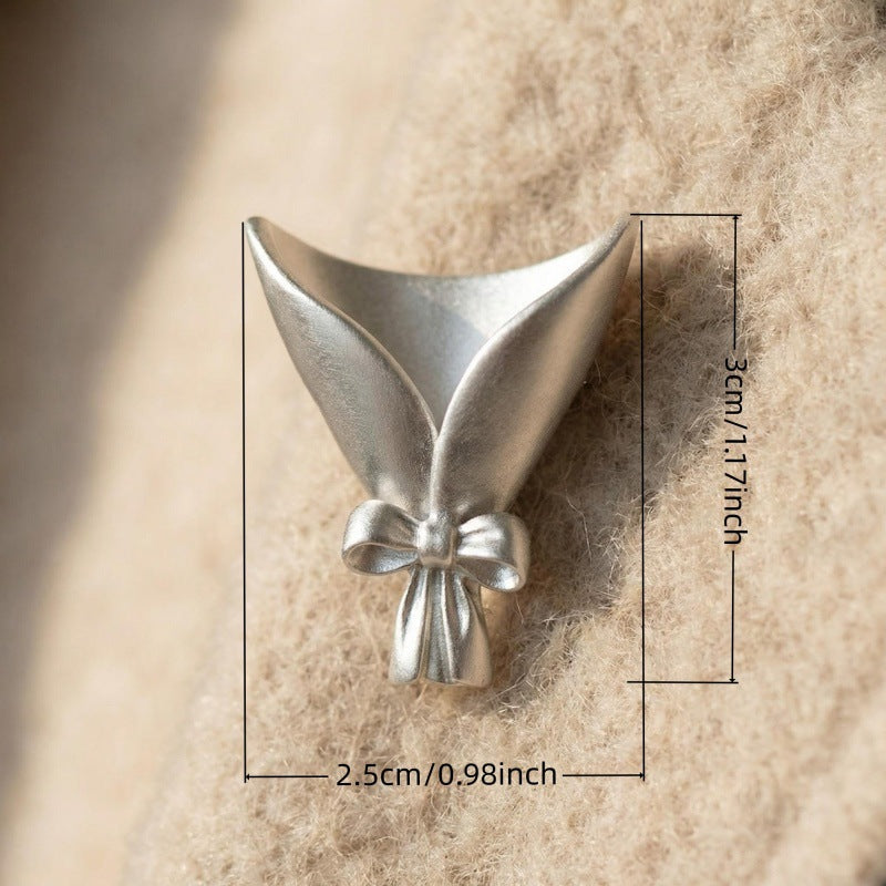 Handcrafted Bowknot Ikebana Brooch - Elegant Minimalist Wearable Art, Creative Gift for Mother