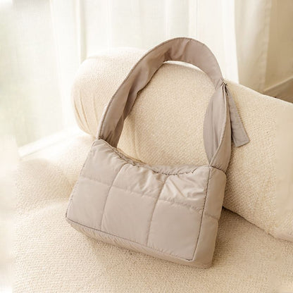 Light Grey Foldable Insulated Quilted Pet Shoulder Bag with Adjustable Peep Hole & Safety Buckle - Thickened Warm Travel Tote for Small Dogs & Cats Within 5.7KG