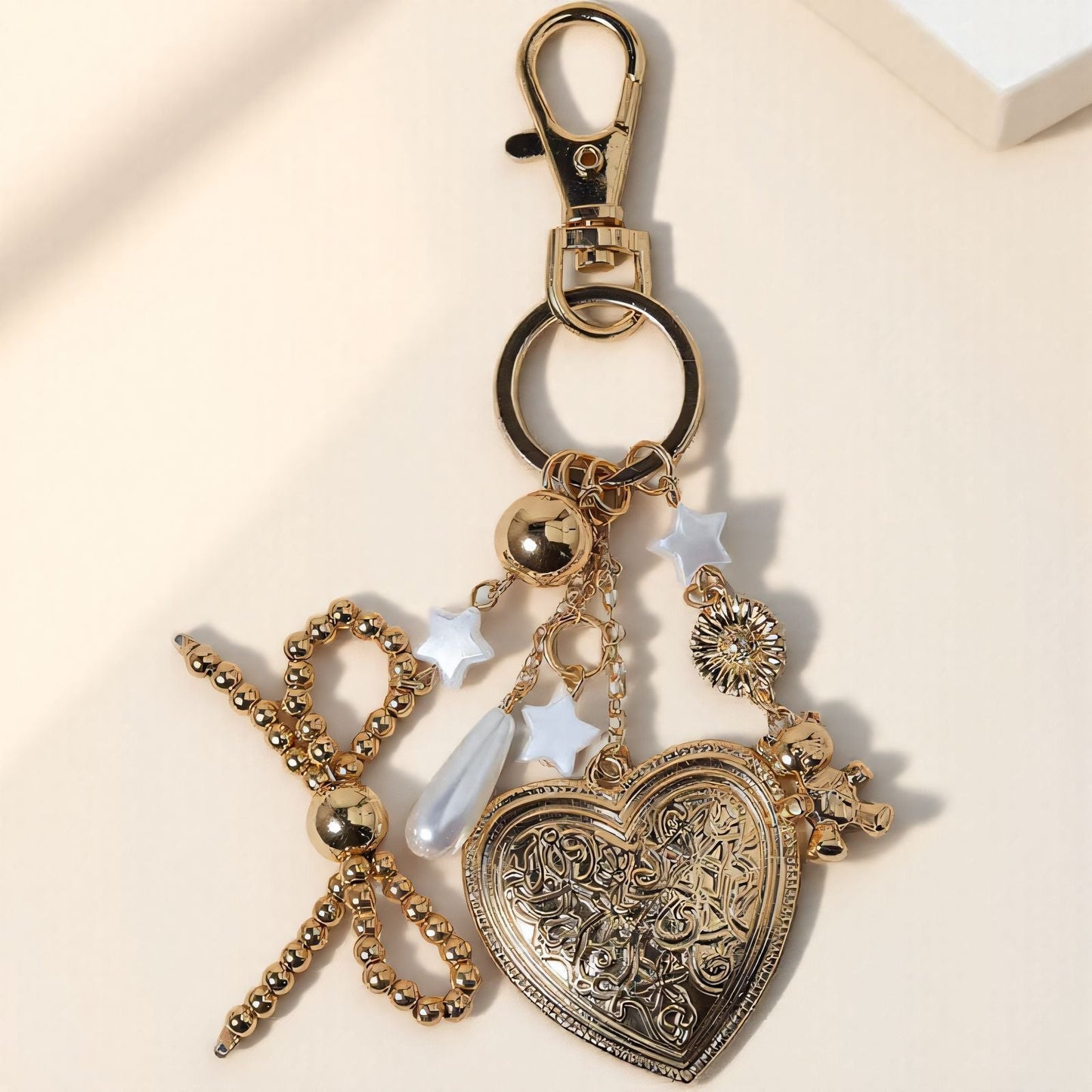#3544 Bohemian Vintage Metal Keychain Bag Charm - Handcrafted Lucky Ethnic Bag Styling Accessory & Mother's Day Gift