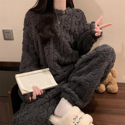 Grey Coral Fleece Jacquard Thermal Pajama Set â€” Autumn/Winter Fleece-Lined, Thickened, Casual Loungewear