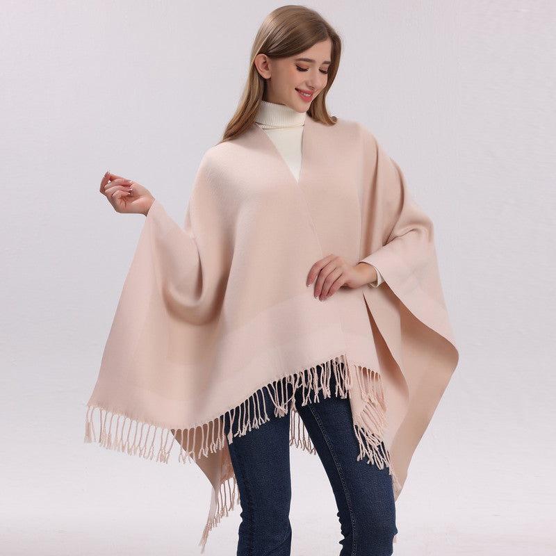 Red elegant women's tassel cape shawl scarf, multi-functional all-in-one warm and comfortable winter shawl scarf, convenient for home, travel, and office wear, stylish and beautiful with tassels.