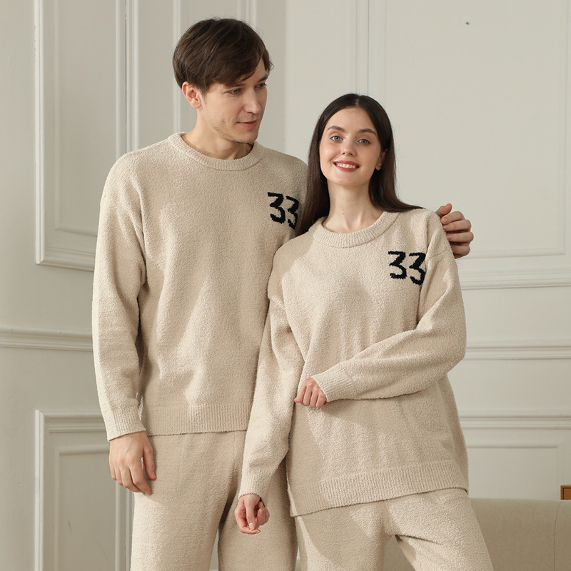 Khaki Women's Warm & Cozy Semi-Flannel Couple's Pajamas â€” Knitted Digital Pattern, Soft Fleece Material, Pullover Style: The Ideal Choice for Loungewear in Autumn and Winter.