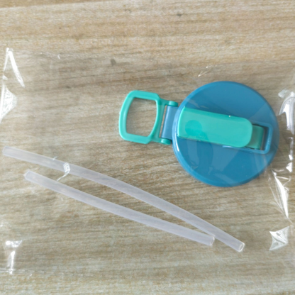 Blue Reusable Soda Can Lid with Straw and Carrying Handle - Spill-Proof Plastic Can Cover for Standard 2.13 Inch Cans, Portable Beverage Protector with Flip-Top Design, BPA-Free Drink Can Converter for Outdoor Parties BBQs Camping