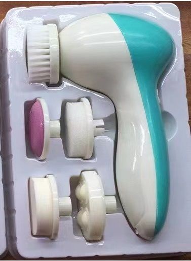 Green 5-in-1 Electric Facial Cleansing Brush - Rotating Face Scrubber with 5 Interchangeable Heads for Deep Pore Cleaning, Exfoliating & Massaging - Battery Operated (2 x AA, Not Included)