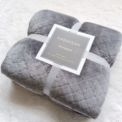 Grey 130*150cm Flannel Fleece Blanket - Quilted Diamond Pattern, Soft & Warm Polyester Throw for Office Nap, Sofa, Travel & Bed Use