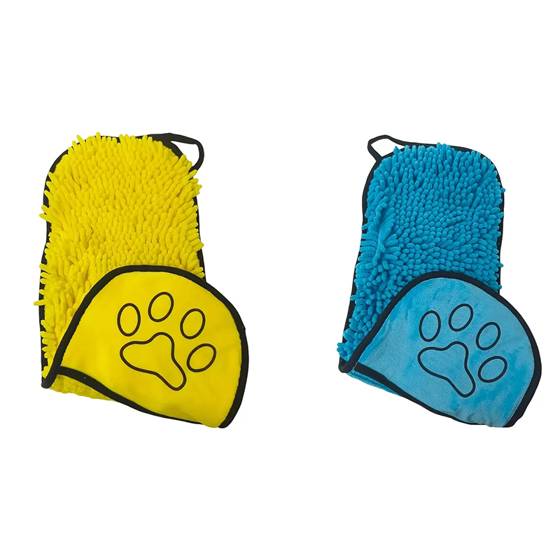 2-piece Yellow and Blue Chenille Pet Drying Towel with Dual Hand Pockets - Ultra Absorbent, Quick Dry, Soft Microfiber, Durable Stitching - for Dogs and Cats Bathing, Grooming, Travel