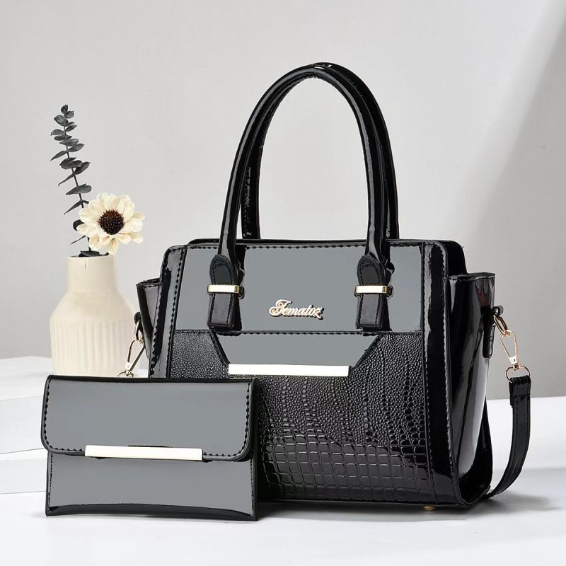 Black Women's Handbag Set - Large Capacity 2 Piece Shoulder Bag with Matching Wallet