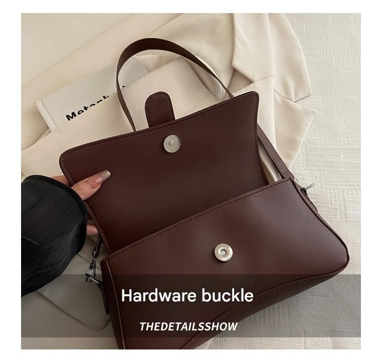 Black Fashion Retro Crossbody Bag French Chic Small Shoulder Bag Women’s Baguette Underarm Bag