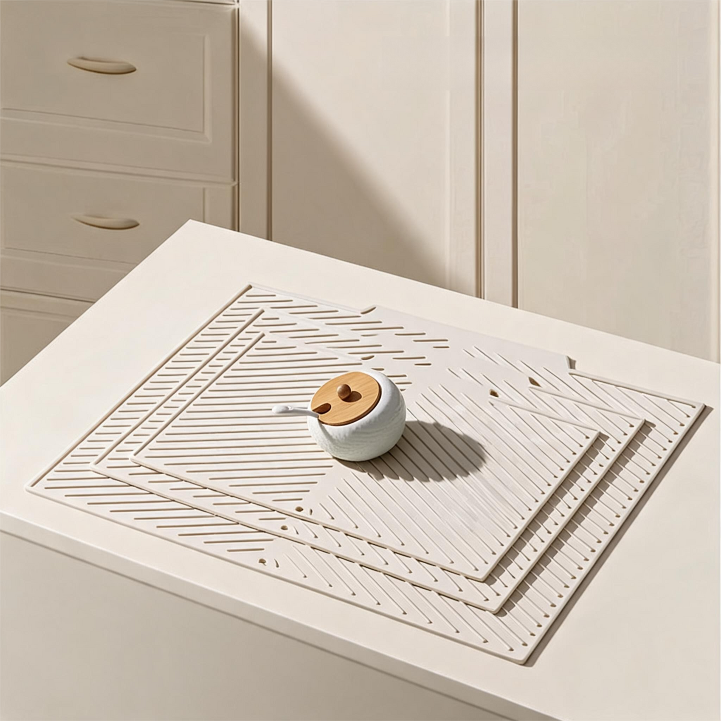 3-Piece Beige Silicone Draining Mat Set Kitchen Counter Protector Heat-Resistant Non-Slip Mats Large Medium Small