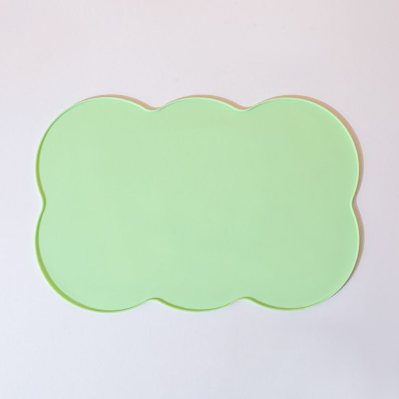 3-Piece Green Silicone Placemat Set Cloud Shape Non-Slip Heat Resistant Kids Dining Mat