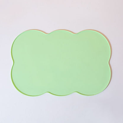 3-Piece Green Silicone Placemat Set Cloud Shape Non-Slip Heat Resistant Kids Dining Mat