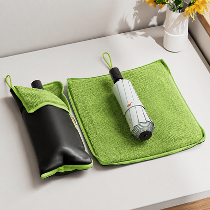 2-Pack Waterproof Oxford Umbrella Storage Pouch with Zipper and Absorbent Microfiber Lining, Mutifunctional Hanging Umbrella Sleeve & Cleaning Cloth for Car Travel School and Daily Use, Black and Green 28 x 12cm
