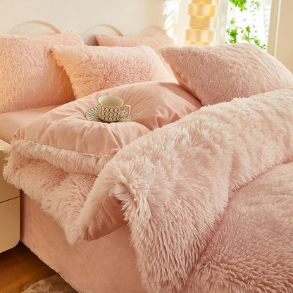 Pink Luxury Thick Plush 4 Piece Bedding Set for 1.5m & 1.8m Beds – Winter Ultra Soft Warm Bedding with Double-Sided Faux Mink Fur & Crystal Velvet, includes 200 x 230CM Quilt Cover, 230 X 250cm Flat Sheet and 2PCS  48 × 74CM Pillowcases