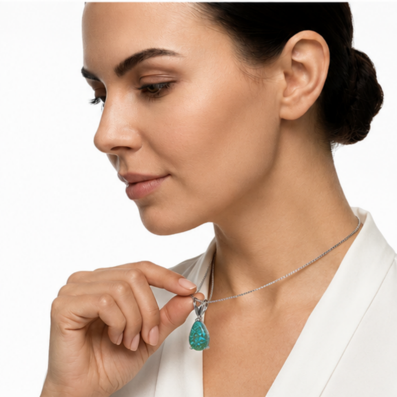 Green Opal Teardrop Platinum-plated chain Pendant Necklace for Women, Elegant Sparkling Opal Drop Necklace, Adjustable Chain Fashion Jewellery Gift