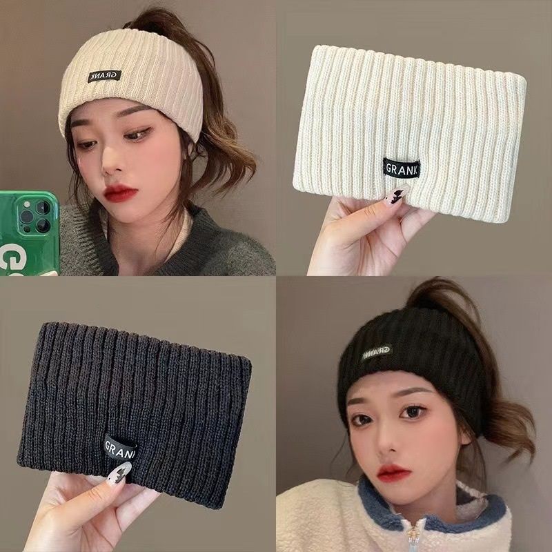 Black Women's Knitted Headkerchief- Soft Yarn Wide Ear Warmer Head Wrap, Stretchy Non-Slip Forehead Protector for Sports, Yoga, Postpartum Care and Winter Outdoor Activities