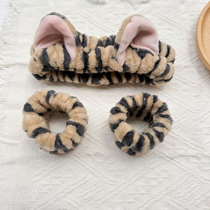 4PCS Spa Set Bath Wrap White bath towel Black and brown stripes Cat Ear Headband Wristbands Coral Fleece Quick Dry Absorbent Skincare Shower Hair Wash Set Home Spa Gift