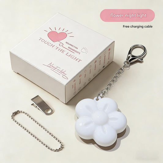 White Touch Activated Flower Keychain Light, Cute Portable LED Night Light Keyring, Mini Rechargeable Bag Charm Lamp, Creative Gift for Girls, Bedroom Decoration Light