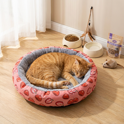 Round Pet Bed for Small Dogs and Cats, Soft Plush Calming Cat Bed with Strawberry Pattern, Cozy Washable Puppy Sleeping Mat, Non Slip Bottom Pet Cushion for Indoor Home Use(Diameter: 60cm)