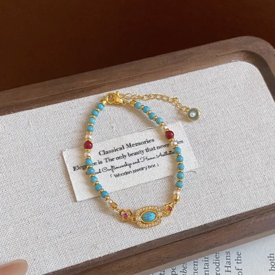 Turquoise Beaded Bracelet for Women â€“ Adjustable Vintage Boho Bracelet with Gold-Tone Oval Charm, Turquoise & Pearl Beads, Lightweight Bohemian Wrist Jewellery
