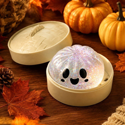 (White steamed buns) Halloween Slow-Rebound Soft Mini Bread Toy, 8.5cm, Stress-Relieving Squeeze Toy, Soft Food-Shaped Sensory Decompression Toy, with Storage Basket, Suitable for Teenagers and Adults, Party Gift