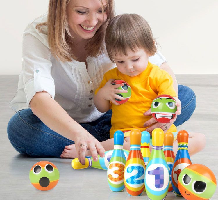 Large Bowling Set 6 Pins 2 Balls Indoor Outdoor Family Party Game Oversized Soft Bowling Toy Set for Fun Activities Sports Practice and Gift